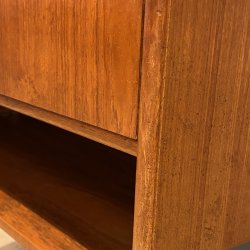 Teak entre/natbord m/skuffe