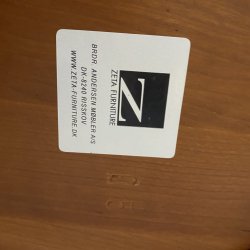 Zenta Furniture bord