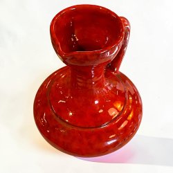 Italiensk r�d keramik vase