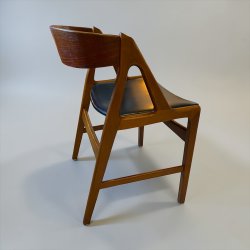 Henning Kj�rnulf stol nr. 72