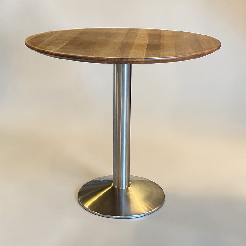 Zenta Furniture bord